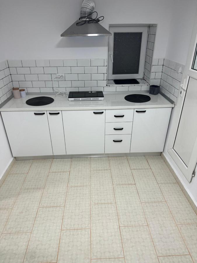 Apartamnet Regim Hotelier بوخارست المظهر الخارجي الصورة