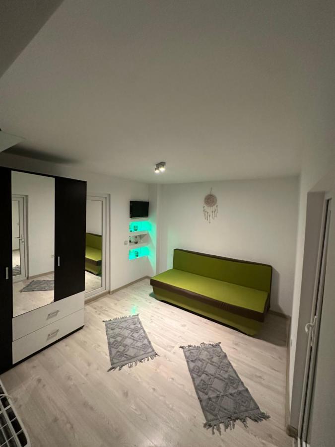 Apartamnet Regim Hotelier بوخارست المظهر الخارجي الصورة